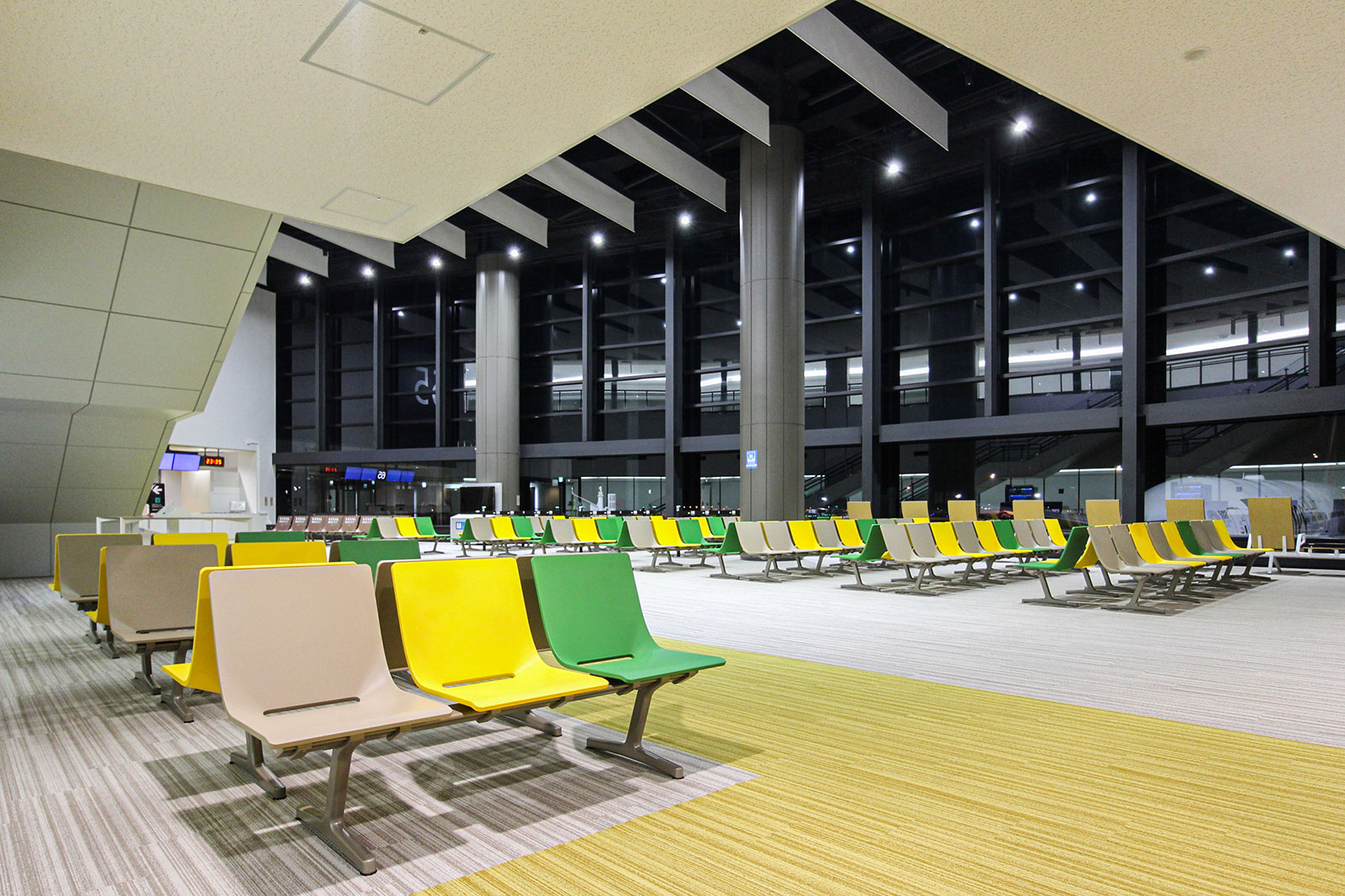 成田国際空港　第2旅客ターミナルビル