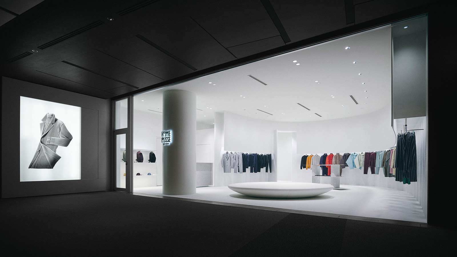 HOMME PLISSÉ ISSEY MIYAKE / ROPPONGI