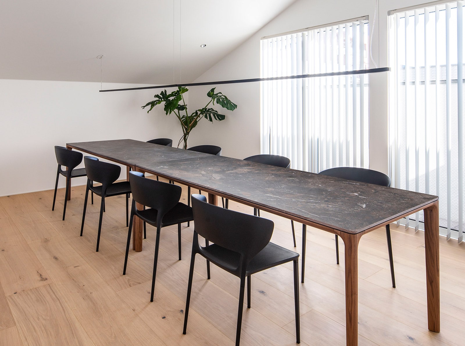 株式会社LIFE's - 納品事例 | カッシーナ・イクスシー