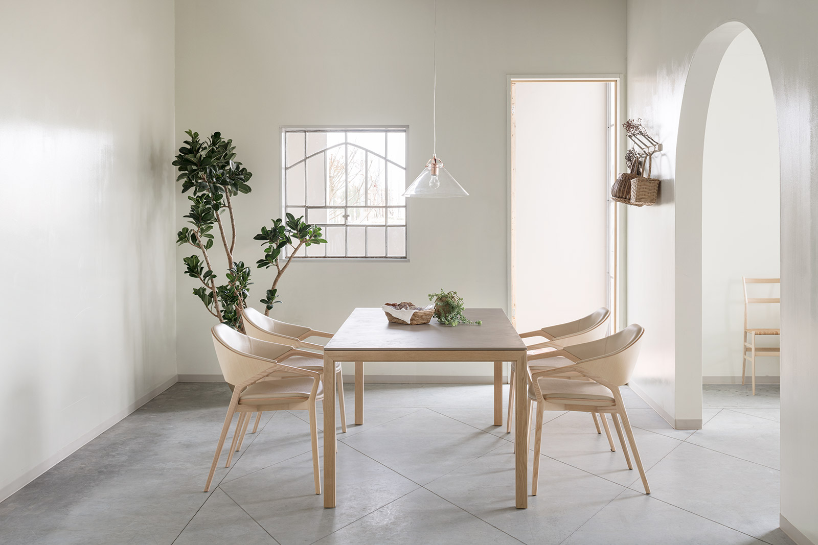 133 ICO(イコ アームチェア)Cassina | カッシーナ・イクスシー