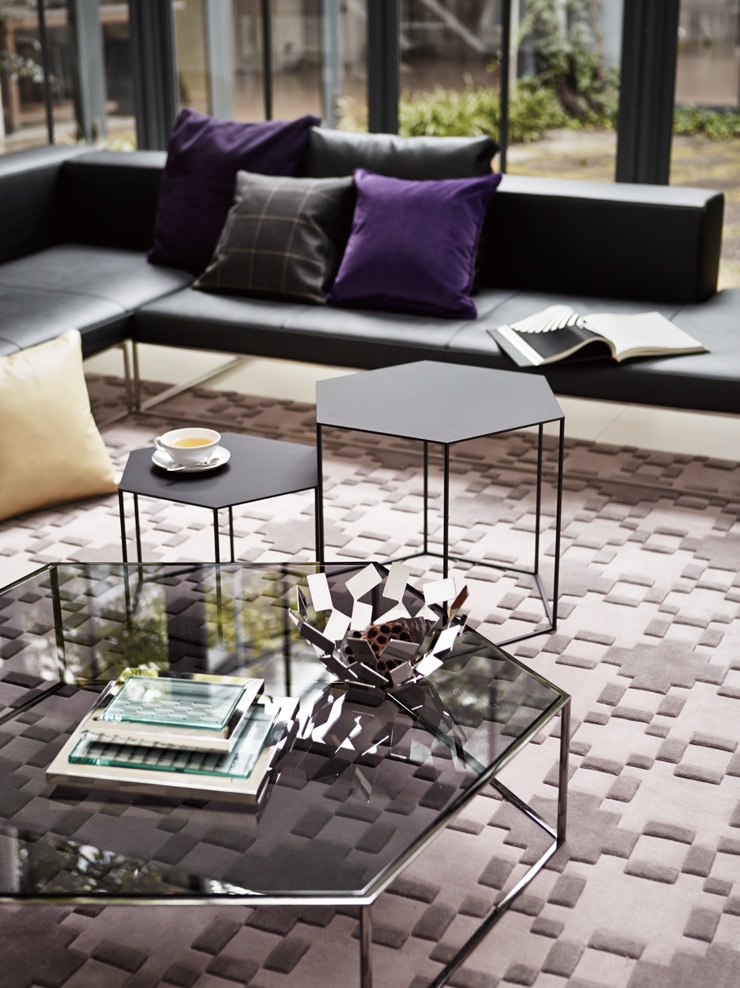 HEXAGON TRIS 691(ヘキサゴン トリス サイドテーブル） ixc  