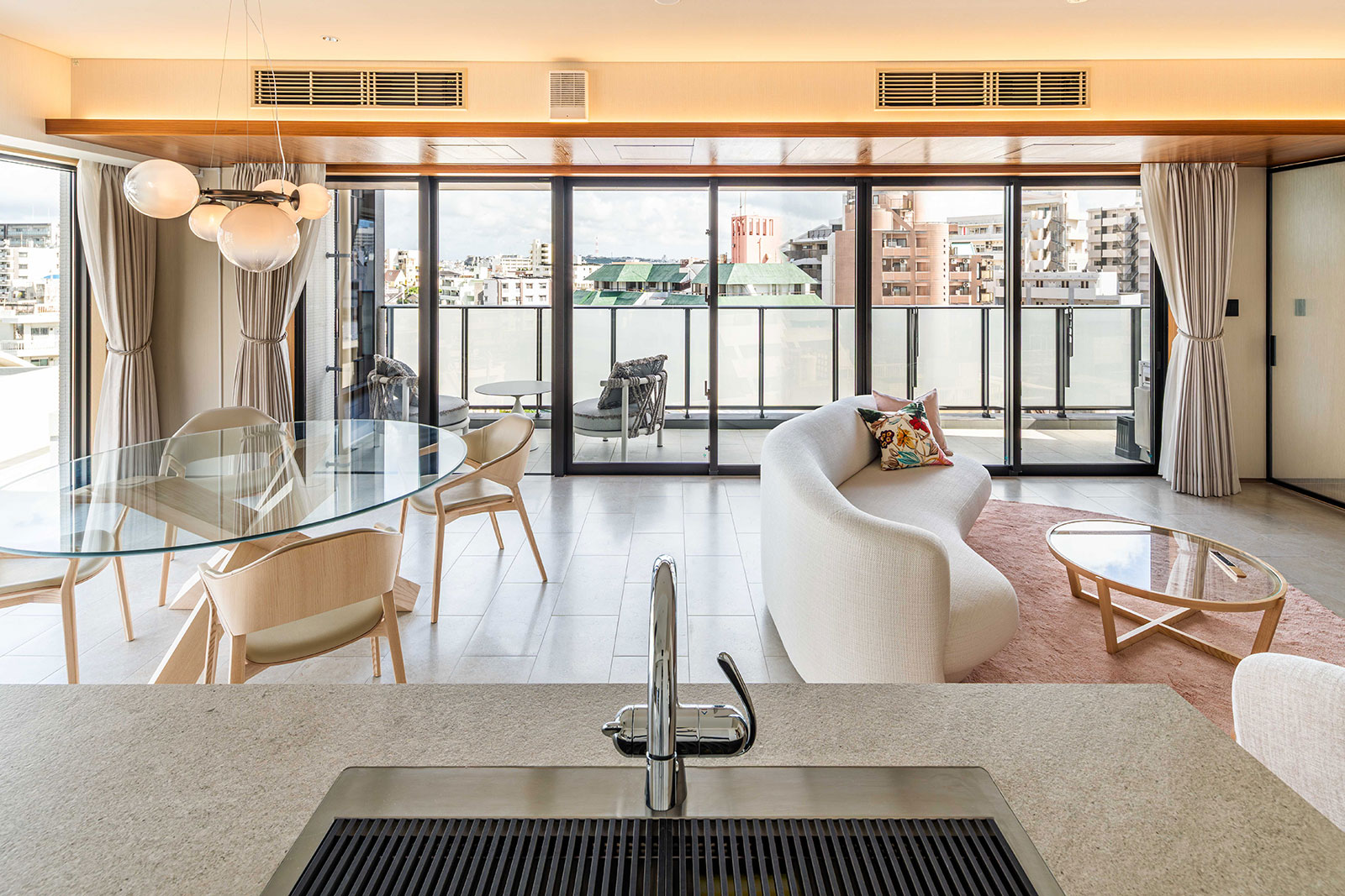 �ߔe�s �t�F�A���[�Y�l�@