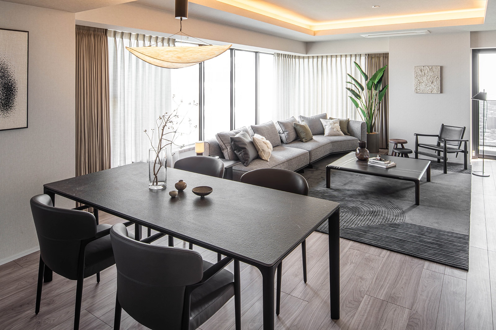 �O�����h���]��The�r���K�[�f���^���[