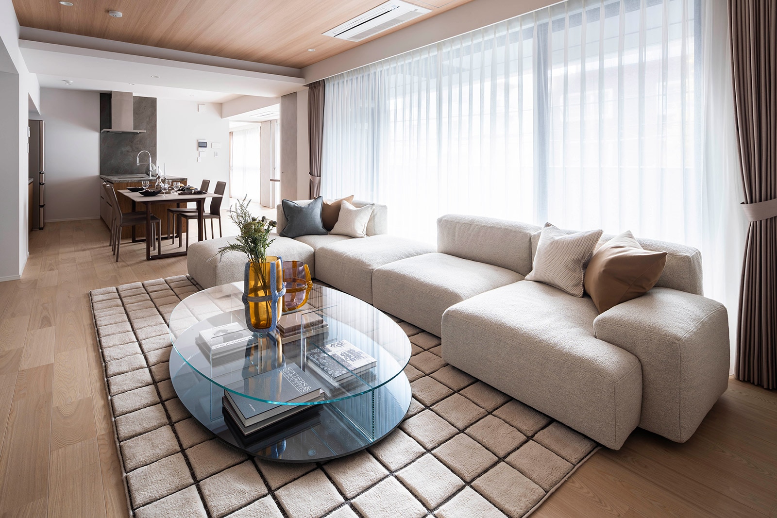 カッシーナ SAGE　【28日まで】 【直接引き取りは18500円引き！】 株式会社 白石地所 Konomi Soleado Hiroo - 納品事例 | カッシーナ