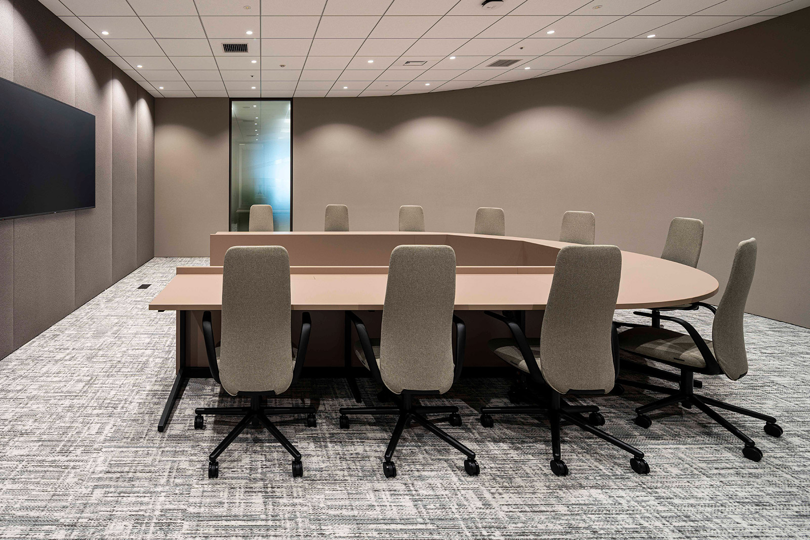 東京都某社 - 納品事例 | カッシーナ・イクスシー