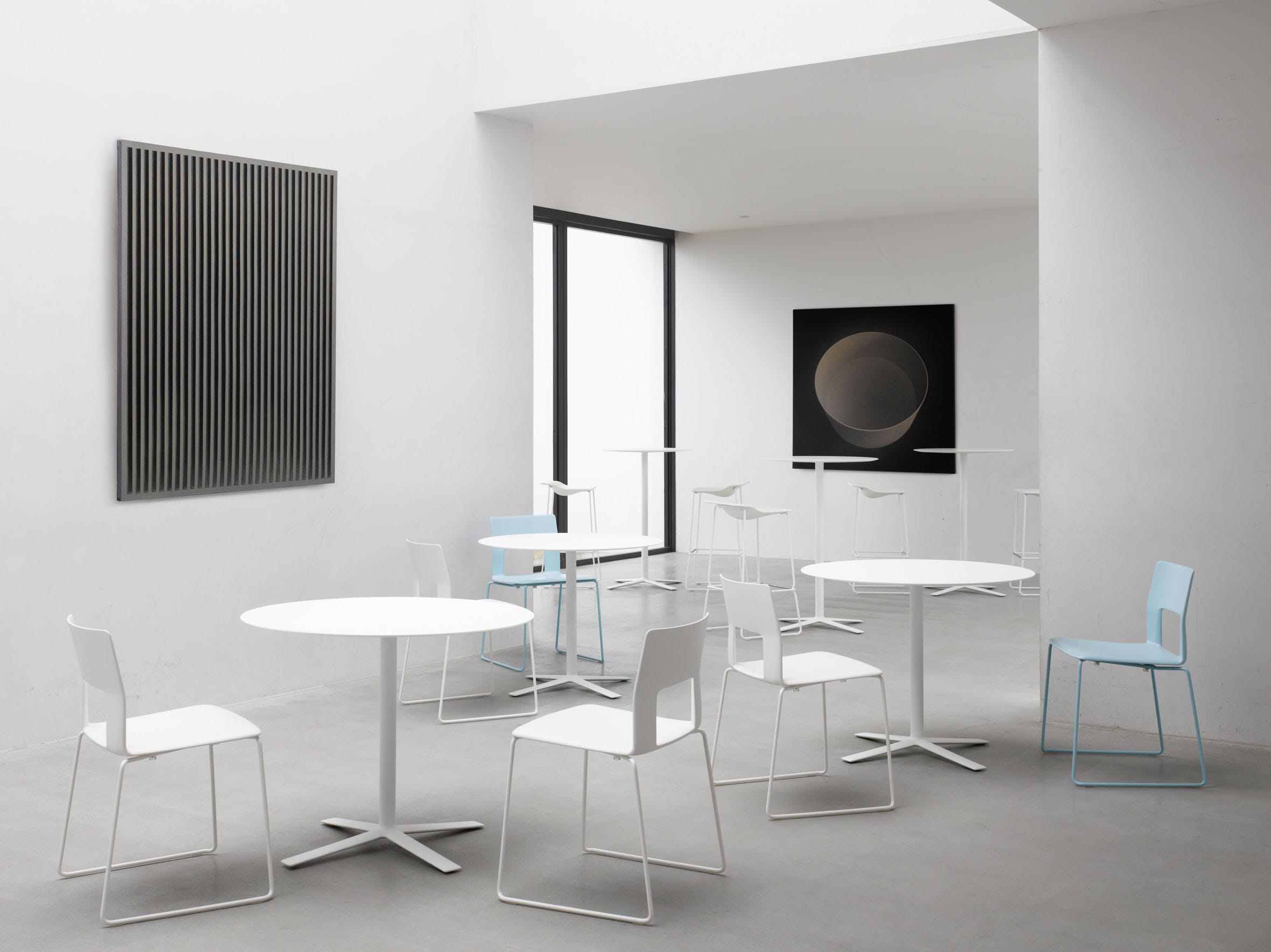 Ixc イクスシー Flow Indoorフロー テーブル インドアユース カッシーナ イクスシー 公式オンラインストア 家具 通販