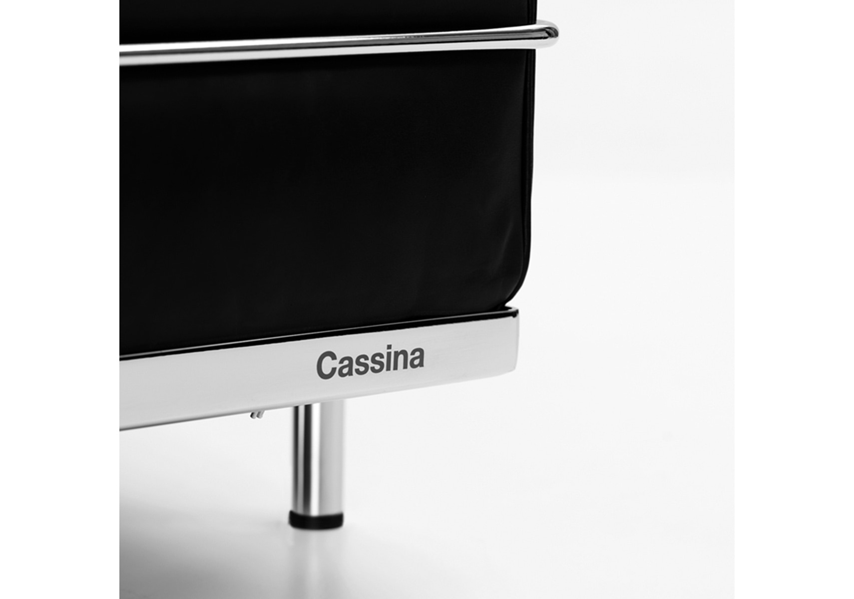 Cassina（カッシーナ）LC2-2P2人掛ソファ|カッシーナ・イクスシー 公式 