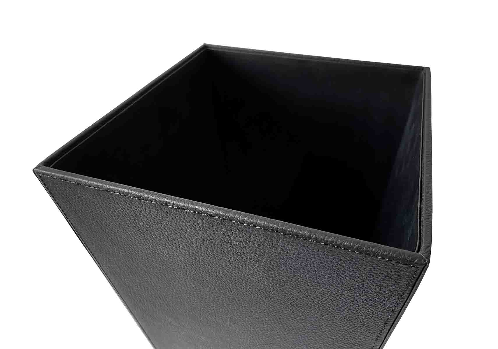 ixc.  (イクスシー) -  dust box オリジナル レザー ダストボックス ブラック