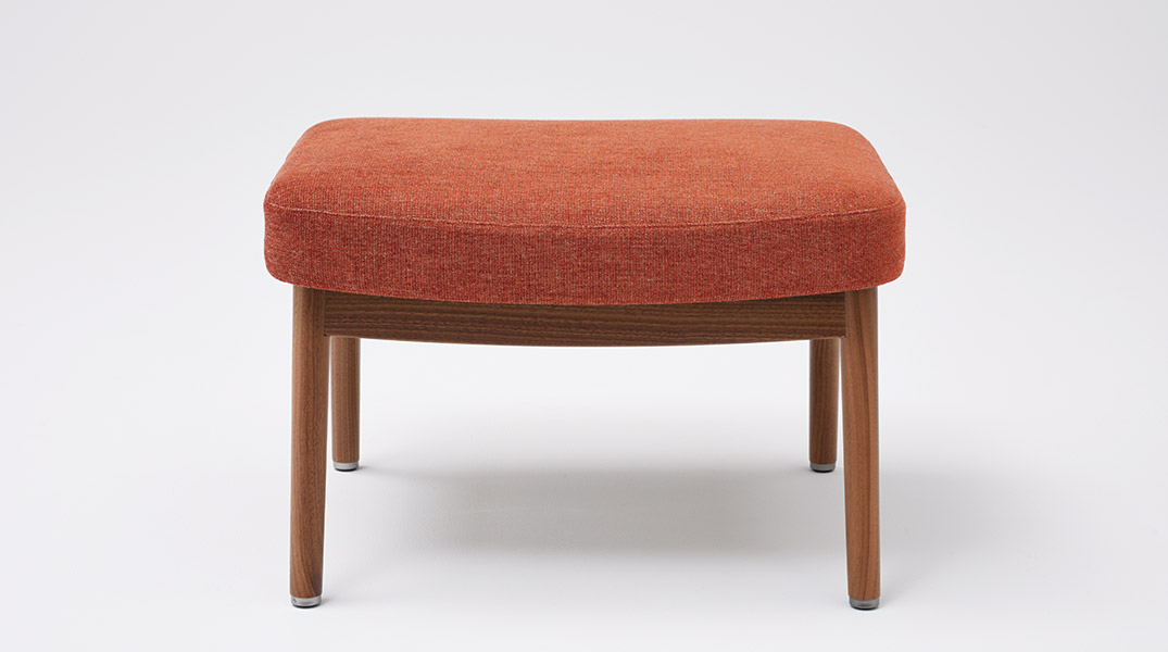 TANT-TANT lounge & ottoman