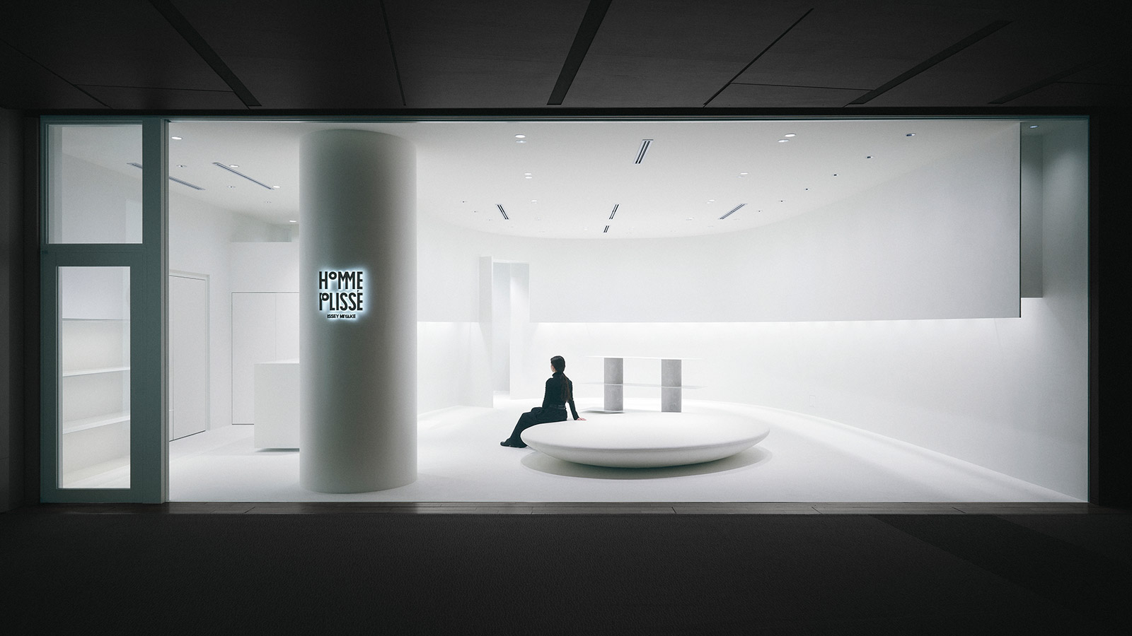 HOMME PLISSÉ ISSEY MIYAKE / ROPPONGI