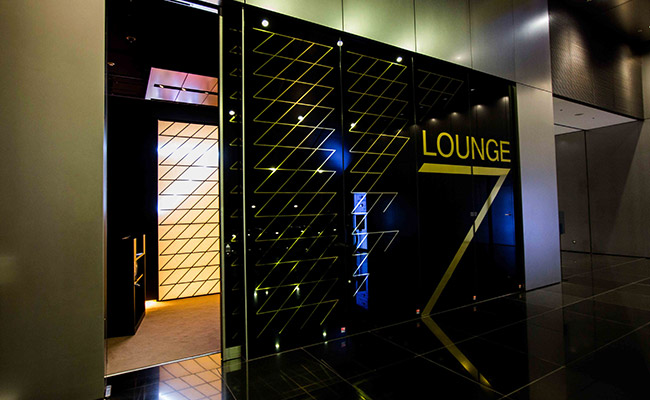 BMW Lounge 7