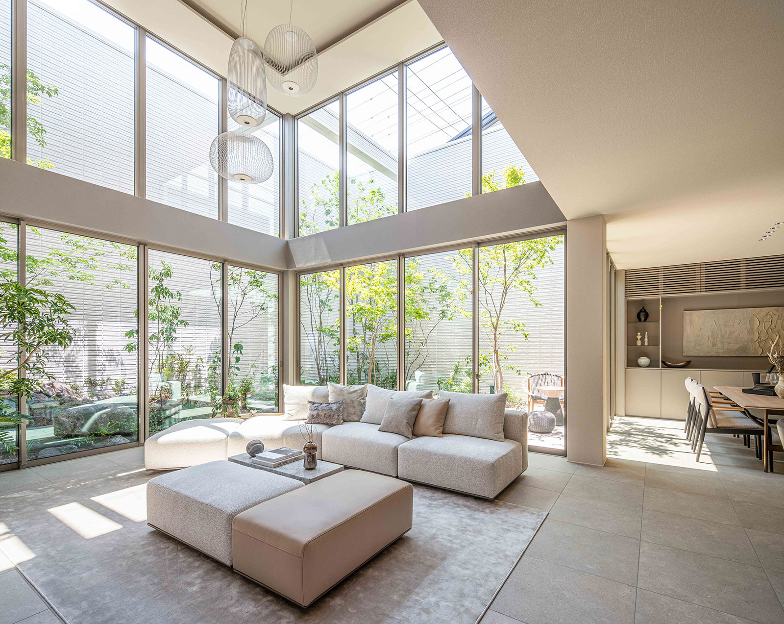 �C�Y�~�X�T�W����