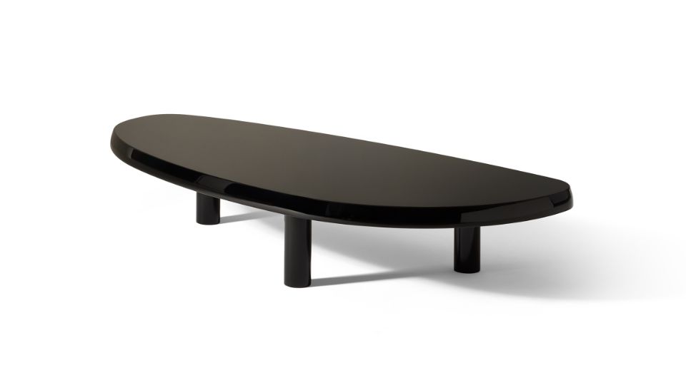 589 TABLE BASSE EN FORME LIBRE